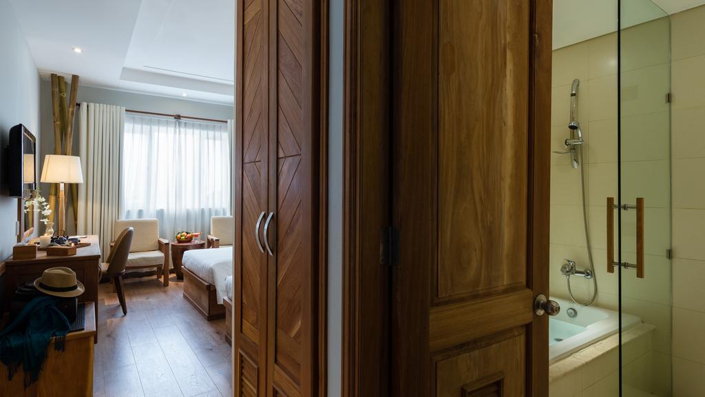 Silverland Yen Hotel Ho Chi Minh-stad Buitenkant foto