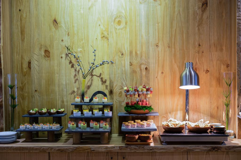 Silverland Yen Hotel Ho Chi Minh-stad Buitenkant foto
